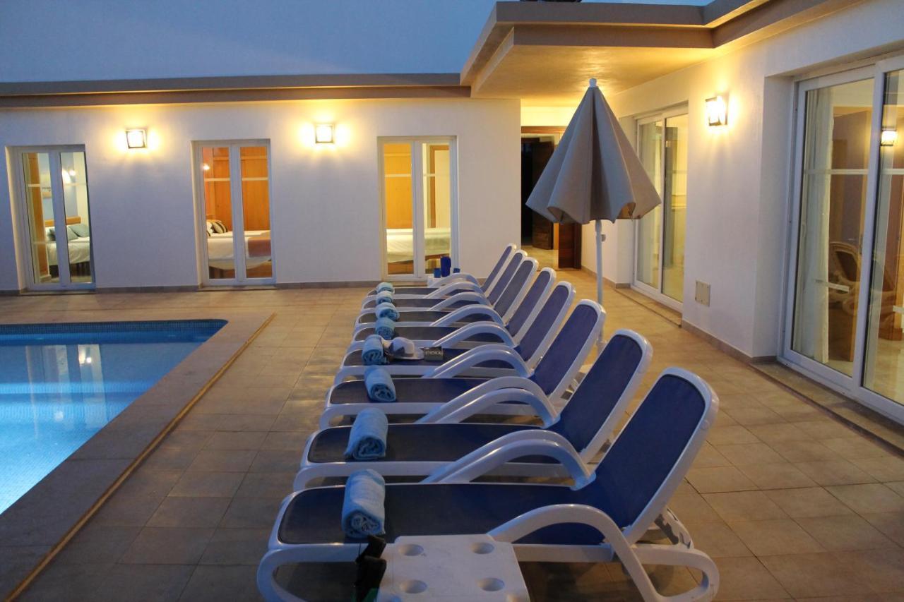 Villa Betty Cala'N Blanes  Luaran gambar